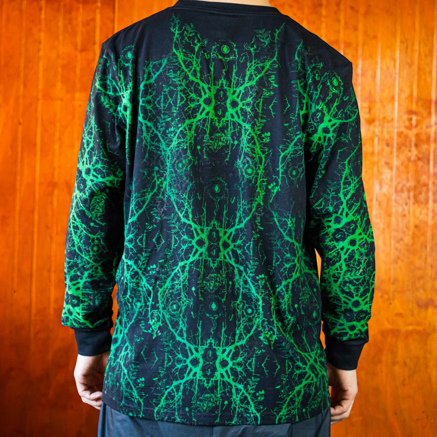 Polera Manga Larga Ankali 007 – Raíz Neón