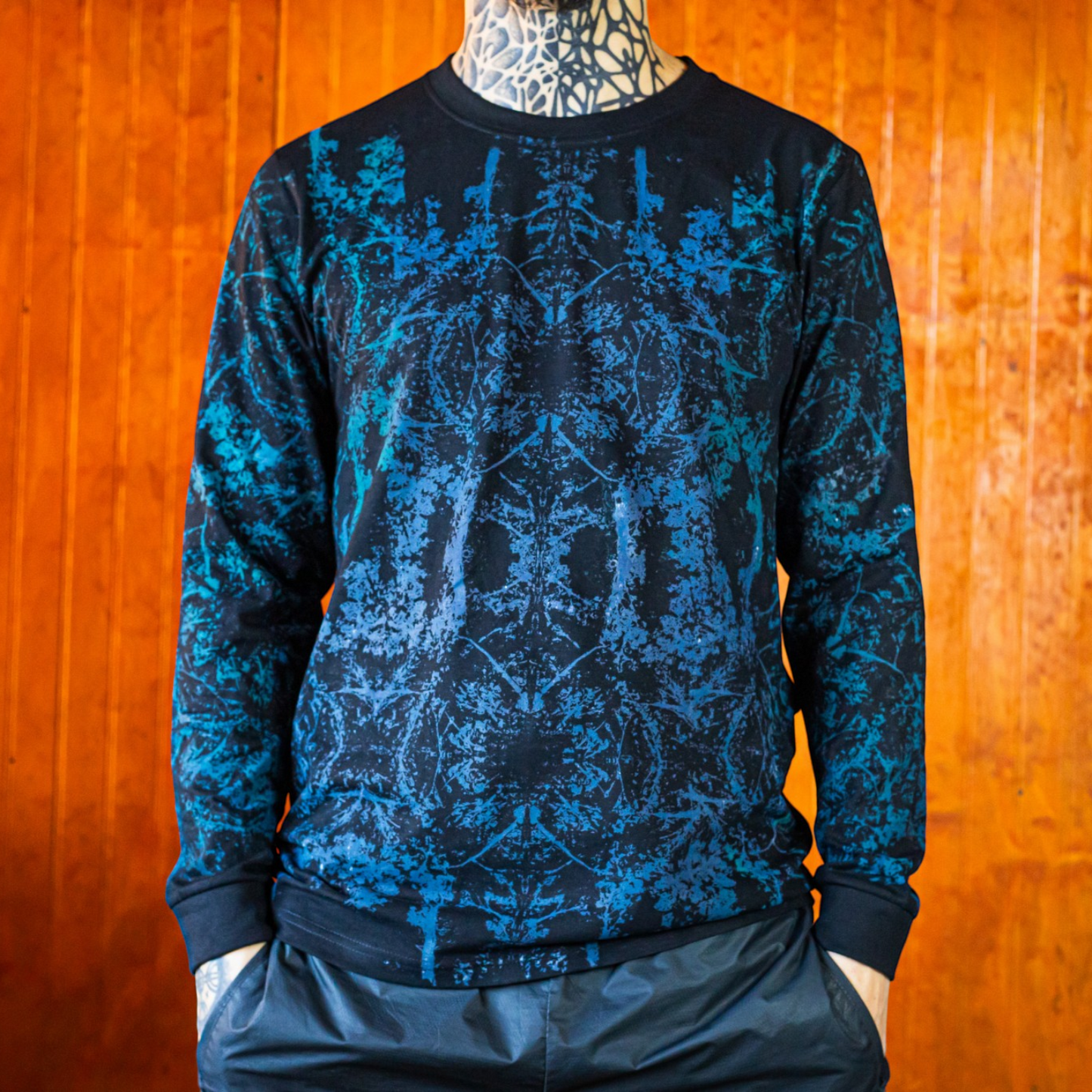 Polera Manga Larga Ankali 012 – Bosque Cian Nocturno