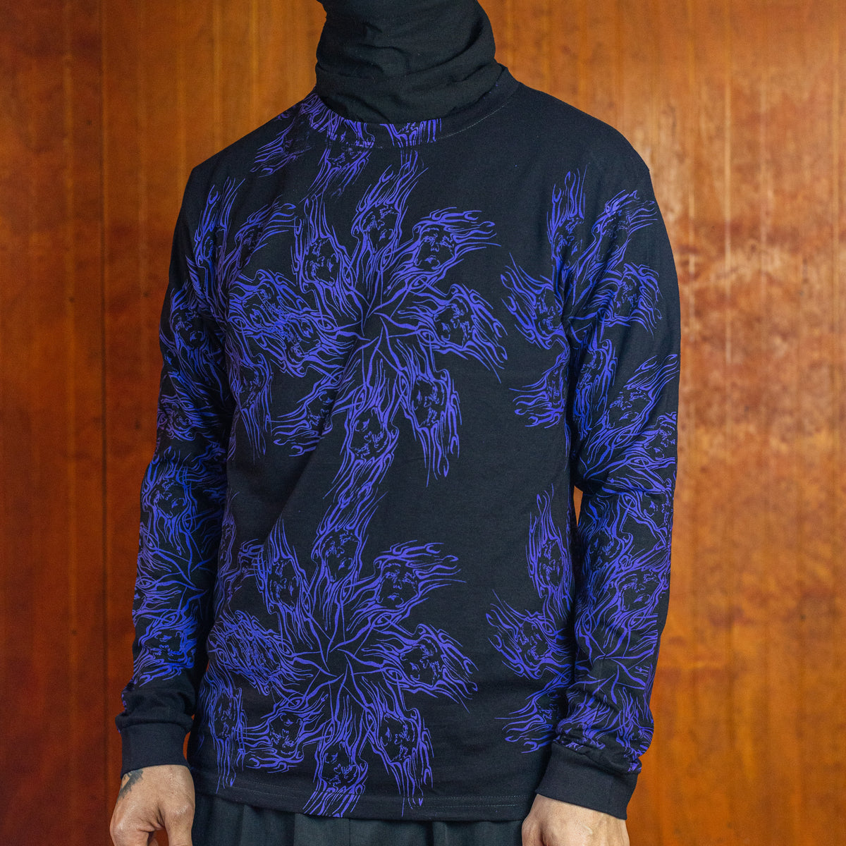 Polera Manga Larga 020 — Negro / Óxido Violeta