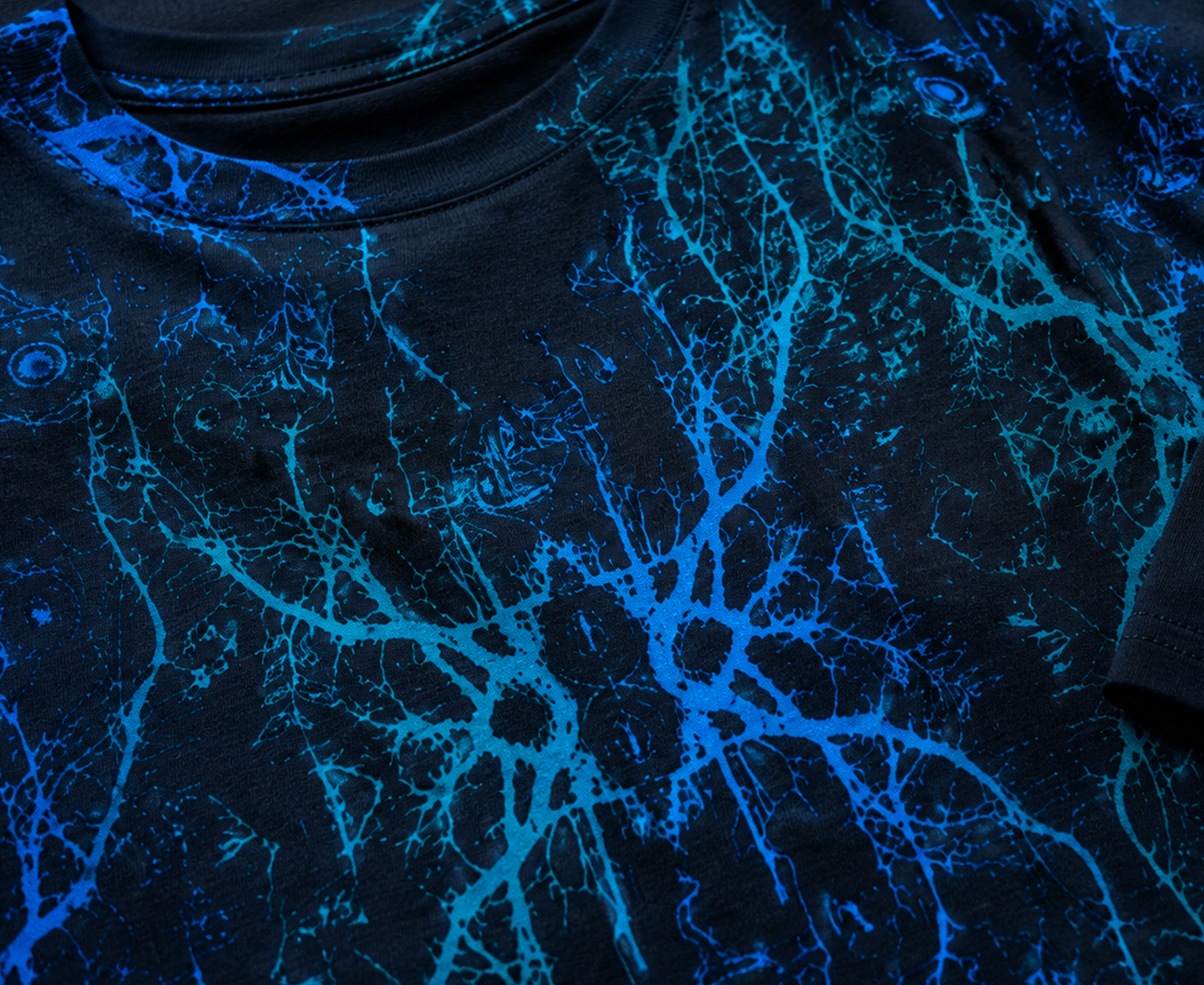 Polera Ankali 004 – Azul Profundo