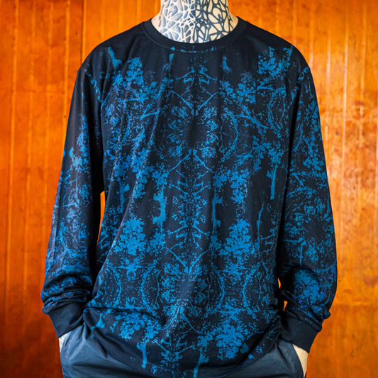 Polera Manga Larga Ankali 006 – Bosque Azul Eléctrico