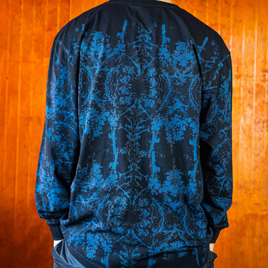 Polera Manga Larga Ankali 006 – Bosque Azul Eléctrico