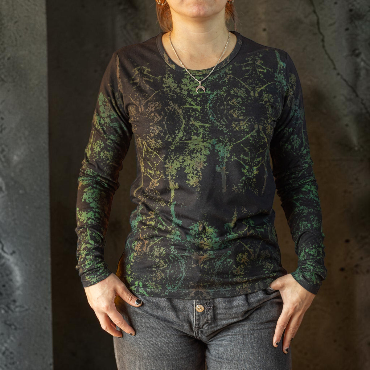 Polera Manga Larga Mujer – Forest Ritual Green 002